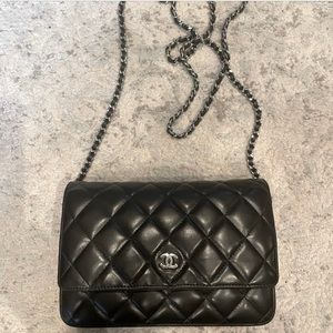 Channel WOC wallet on chain black lambskin